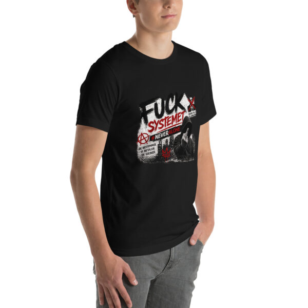 unisex-staple-t-shirt-black-right-front-69f07a9a26e50.jpg Fuck systemet t-shirt