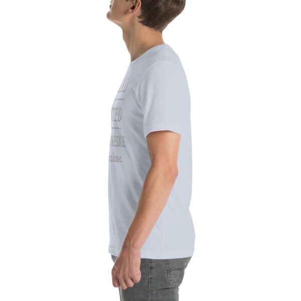 en tid et sted et menneske t-shirt