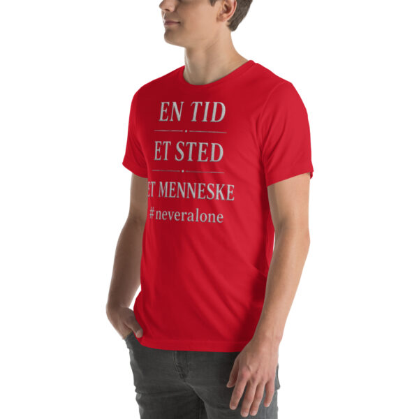 en tid et sted et menneske t-shirt